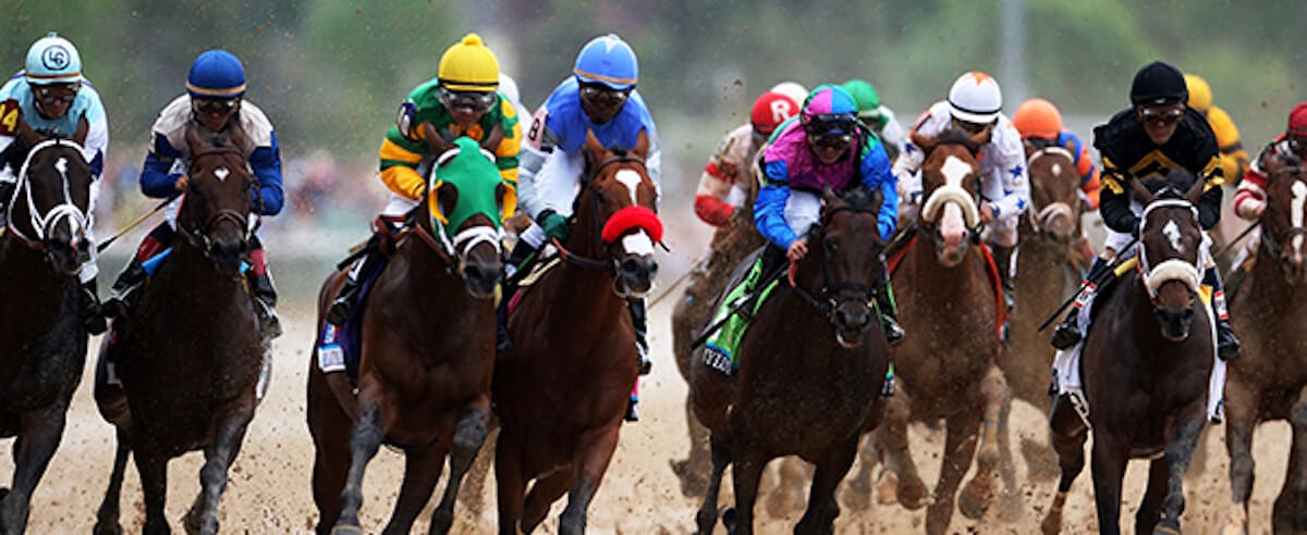 horses racing in the Kentucky Derby